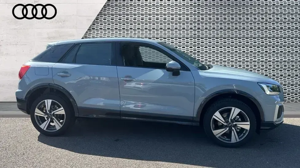 Used Audi Q2 Sport 150 HP (110 kW) 2026 Grey SUV