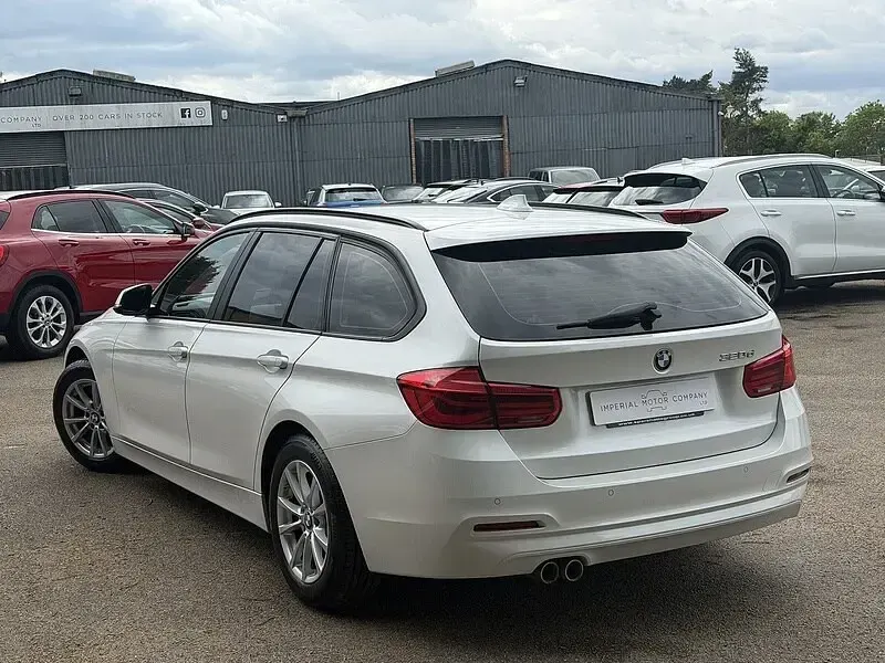 Used BMW 320 Efficient Dynamics 2017 White Estate