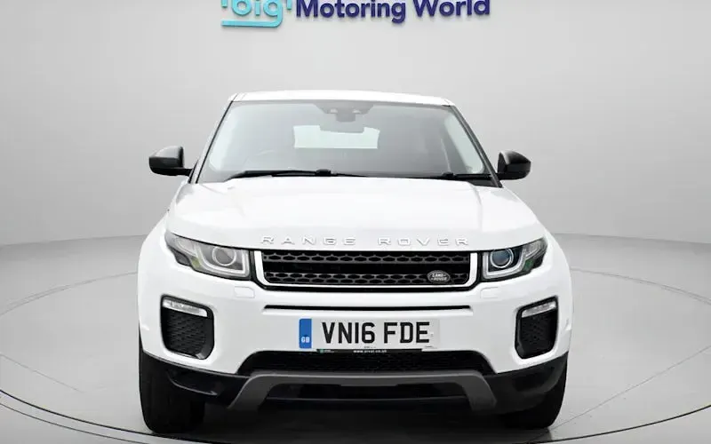 Used Land Rover Range Rover evoque SE 150 HP (110 kW) 2018 Hatchback