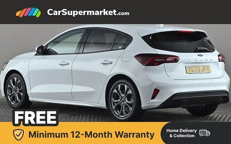 Used Ford Focus ST-Line 125 HP (91 kW) 2023 White Hatchback