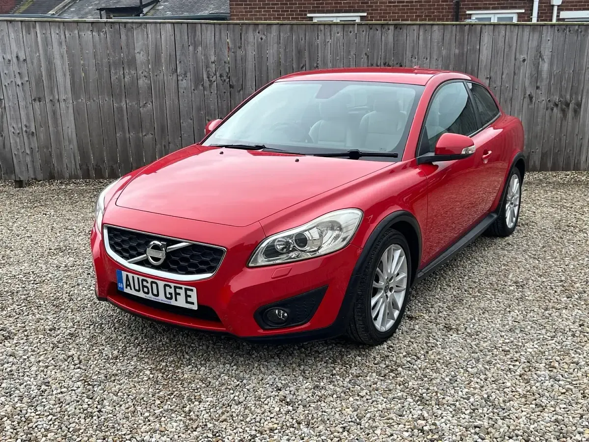Used Volvo C30 SE Lux 2010 Red Hatchback
