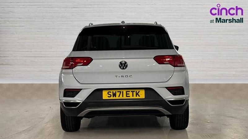 Used VW T-Roc Active 110 HP (80 kW) 2022 Silver SUV