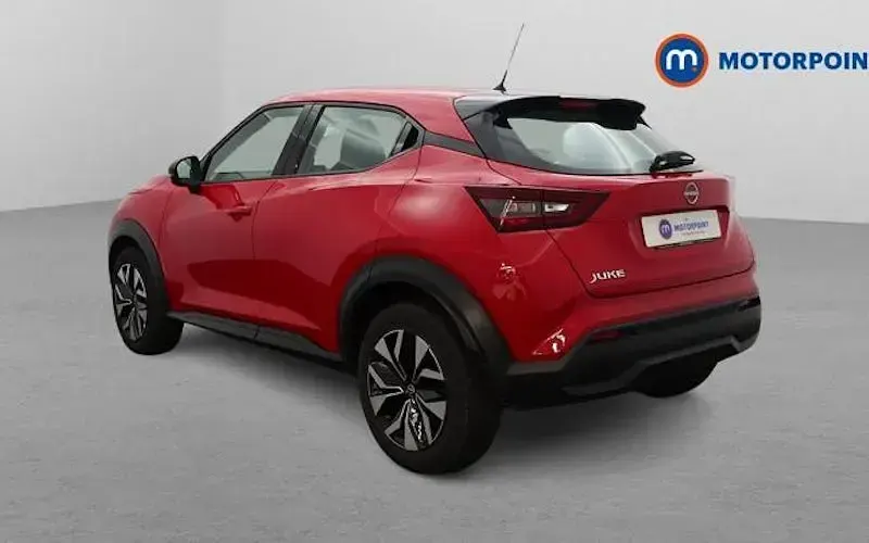 Used Nissan Juke Acenta 114 HP (83 kW) 2023 Red SUV