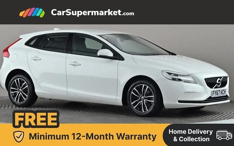 Used 2019 Volvo V40 Momentum Hatchback | £8,997 (Fair price) - Image 1/4