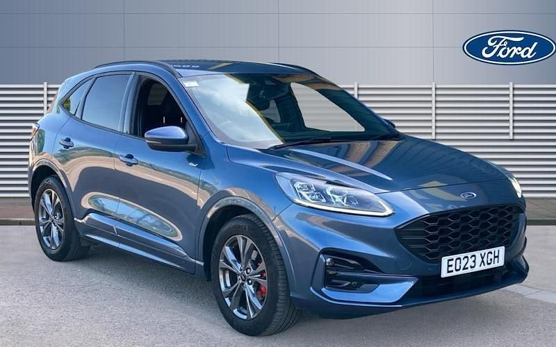 Usado Ford Kuga ST-Line 150 HP (110 kW) 2023 SUV