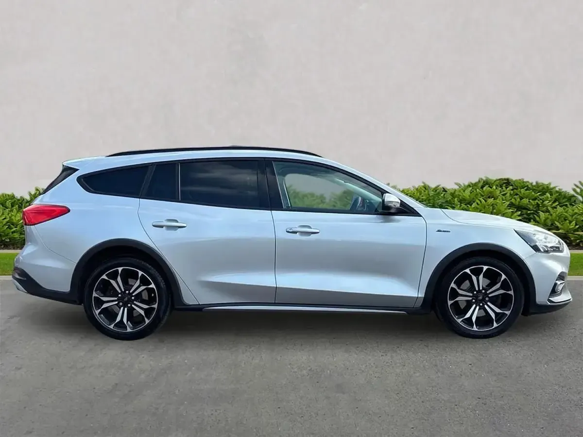 Usado Ford Focus Active X 150 HP (110 kW) 2021 Prateado Carrinha