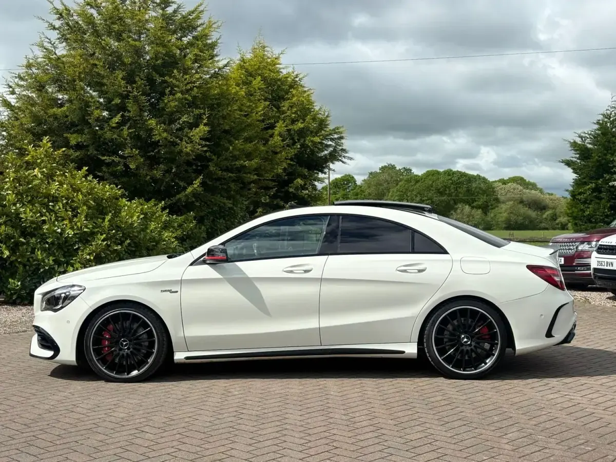 Usado Mercedes CLA45 AMG AMG 2017 Branco Sedan
