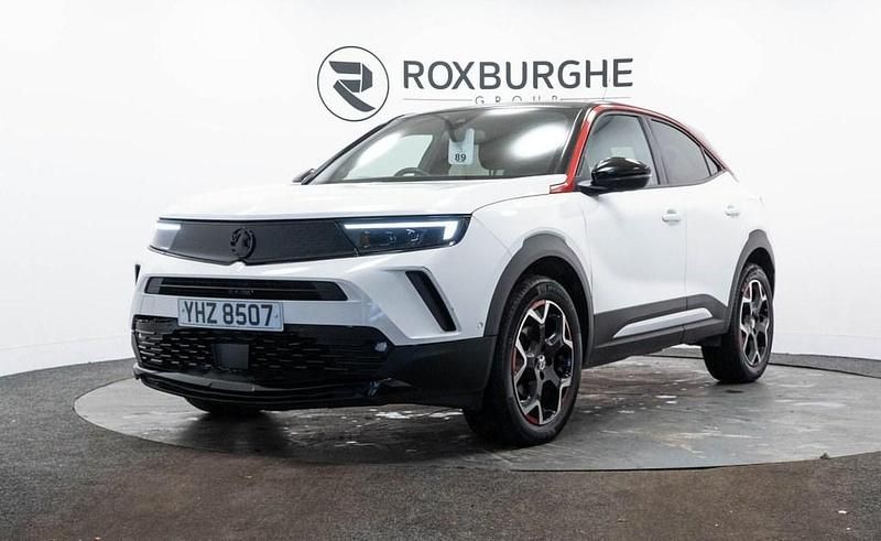 Used Vauxhall Mokka GS Line 130 HP (95 kW) 2022 White SUV