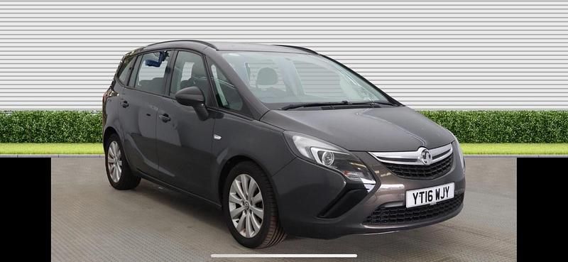 Grey Used 2016 Vauxhall Zafira Design Edition MPV | £4,179 (Fair price) - Image 1/4