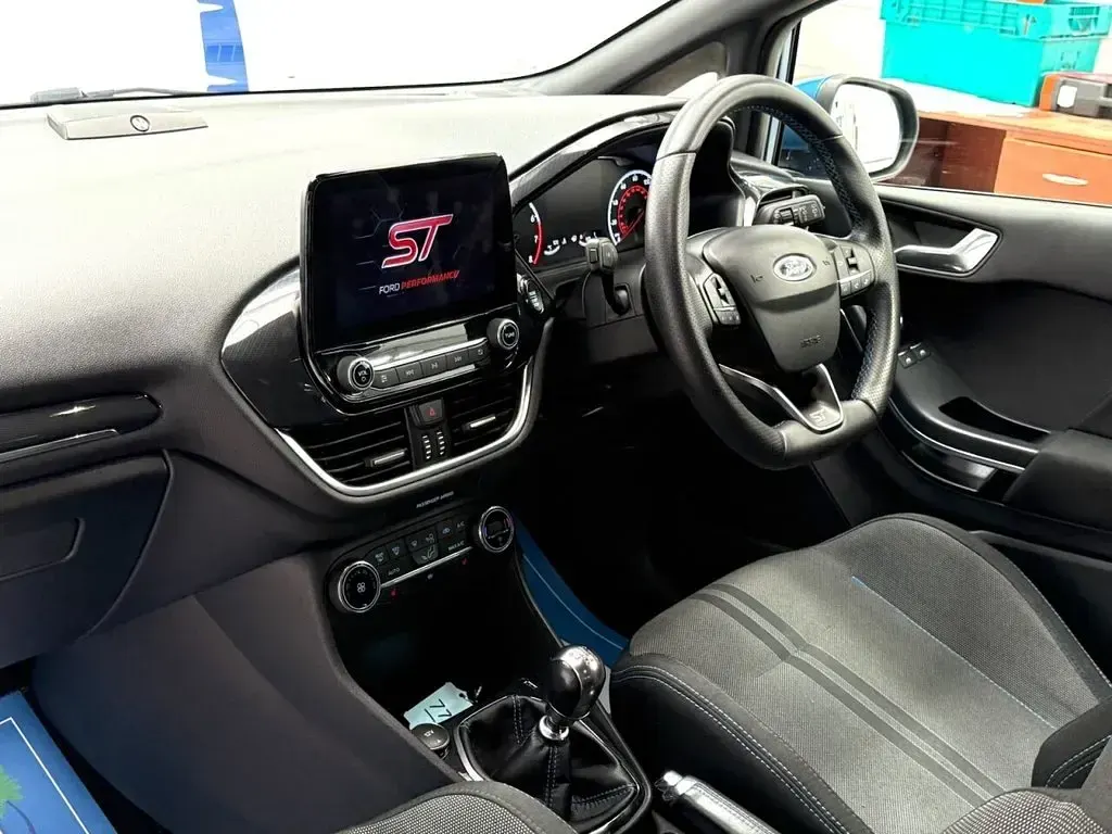 Used Ford Fiesta ST 200 HP (147 kW) 2019 Blue Hatchback