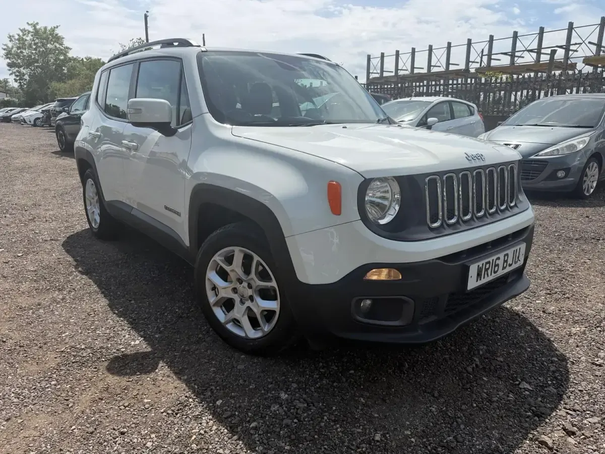 Used Jeep Renegade Longitude 140 HP (102 kW) 2016 White SUV