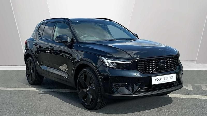 New 2025 Volvo XC40 Plus SUV | £37,950 (Expensive) - Image 1/3