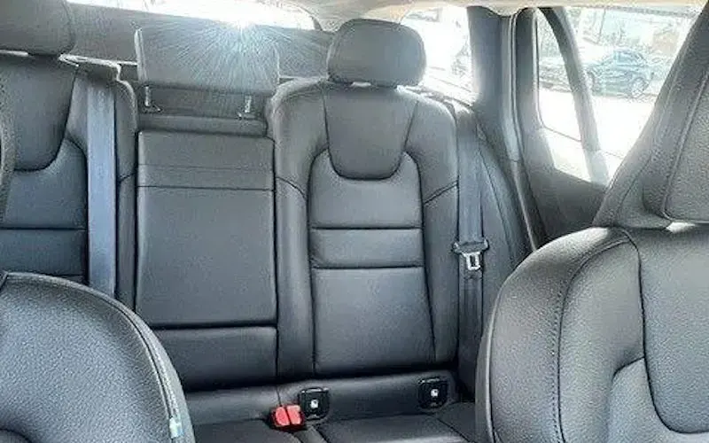 Used Volvo V60 Momentum 150 HP (110 kW) 2020 Black Estate