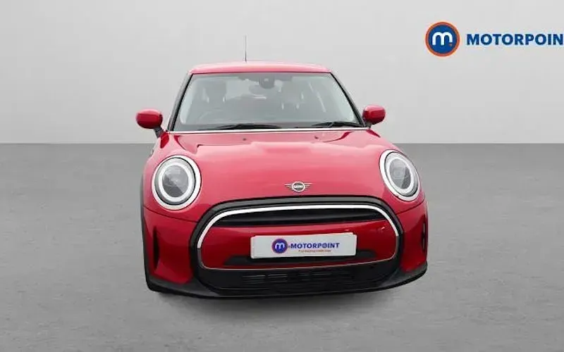 Used Mini Cooper Classic 136 HP (100 kW) 2022 Red Hatchback
