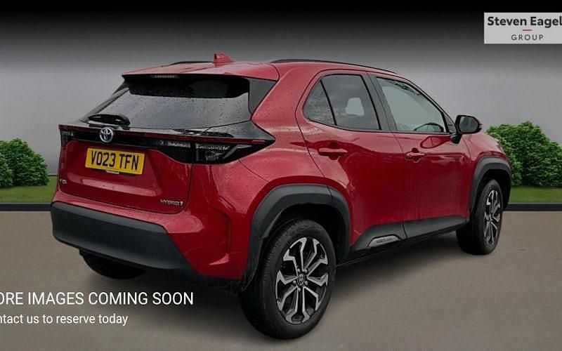 Used Toyota Yaris Hybrid Design 116 HP (85 kW) 2026 Estate