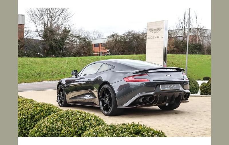 Used Aston Martin Vanquish 595 HP (437 kW) 2018 Grey Coupe