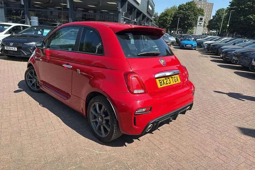 Used Abarth 595 165 HP (121 kW) 2023 Red Hatchback