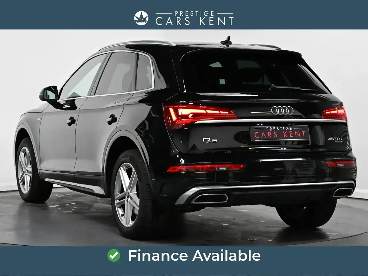 Used Audi Q5 S-Line 265 HP (194 kW) 2022 Black SUV