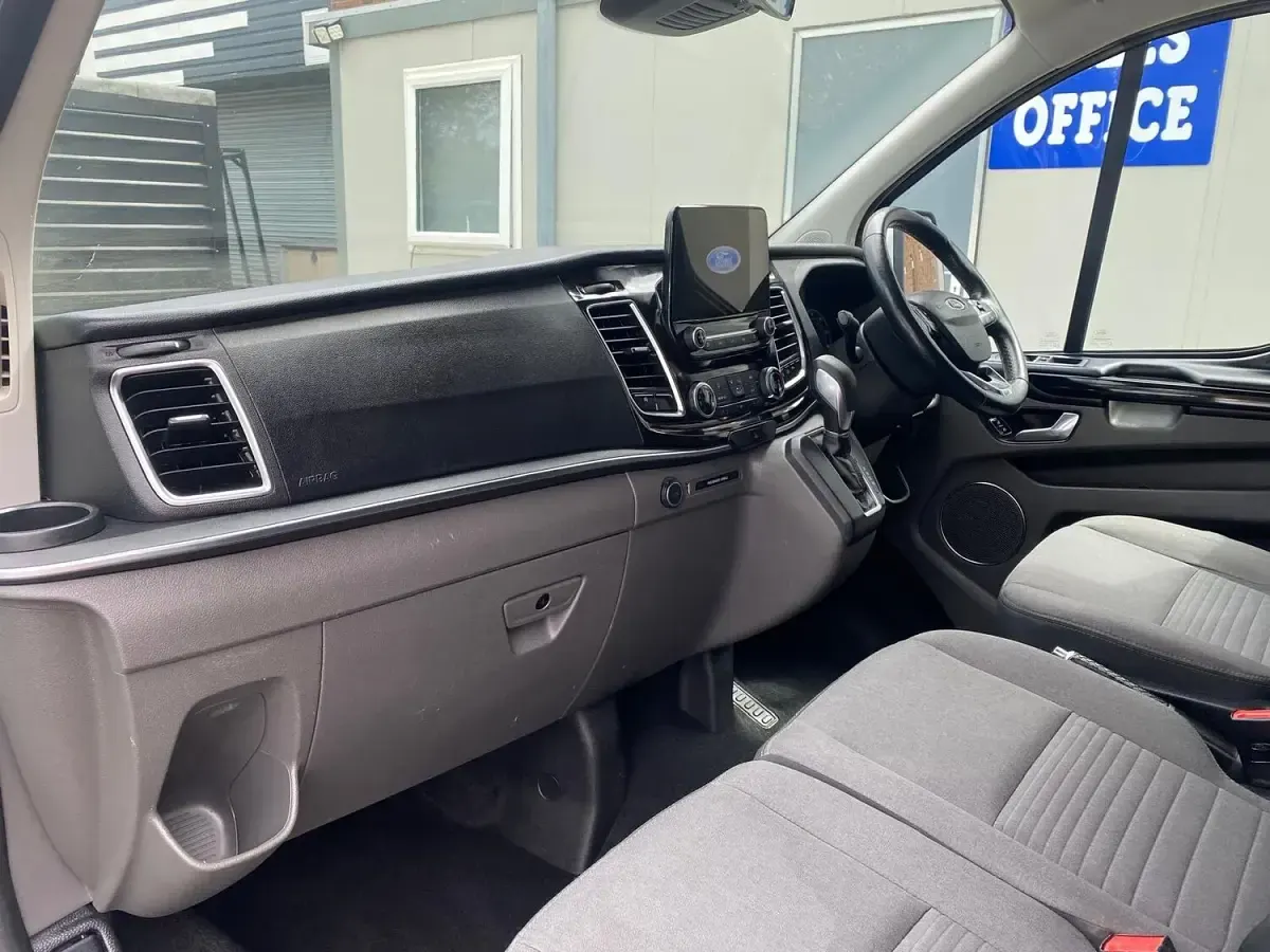 Used Ford Tourneo Custom Titanium 2020 Silver Van