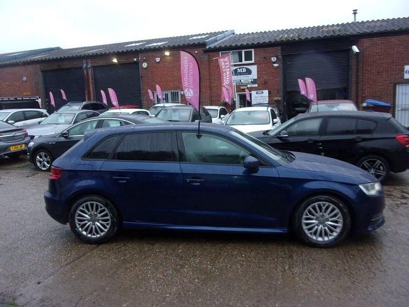 Used Audi A3 2015 Blue Hatchback