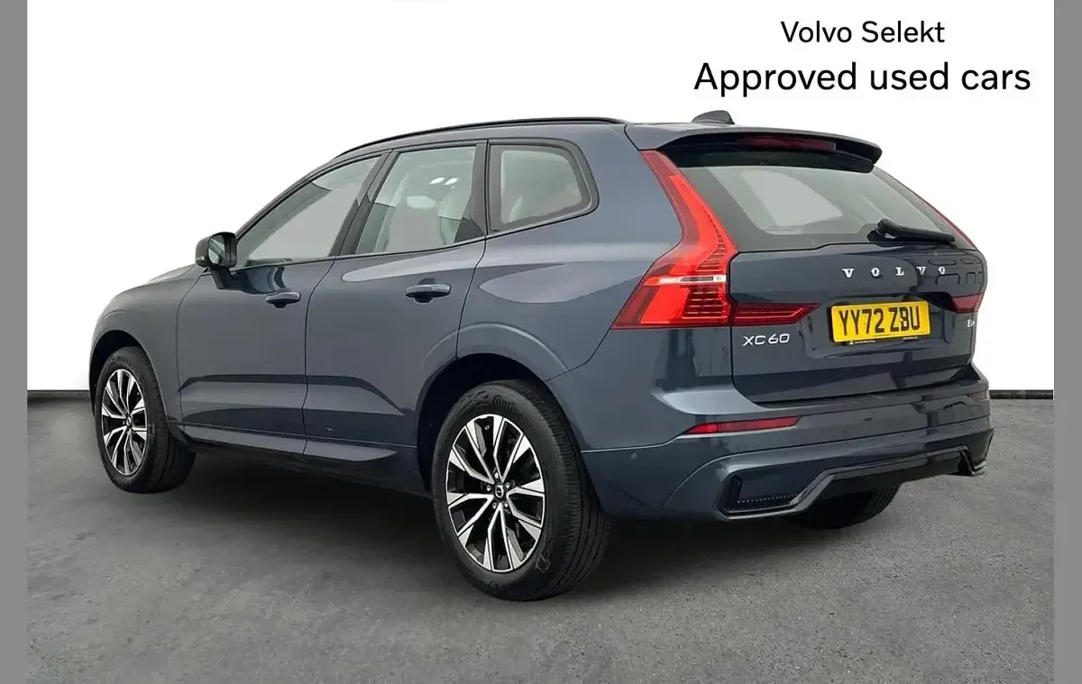 Used Volvo XC60 Plus 194 HP (142 kW) 2023 Blue SUV