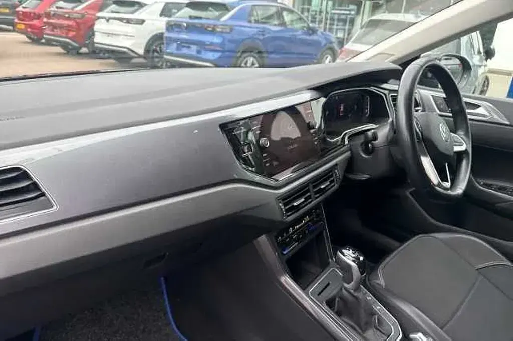 Used VW Taigo Style 110 HP (80 kW) 2023 Blue SUV