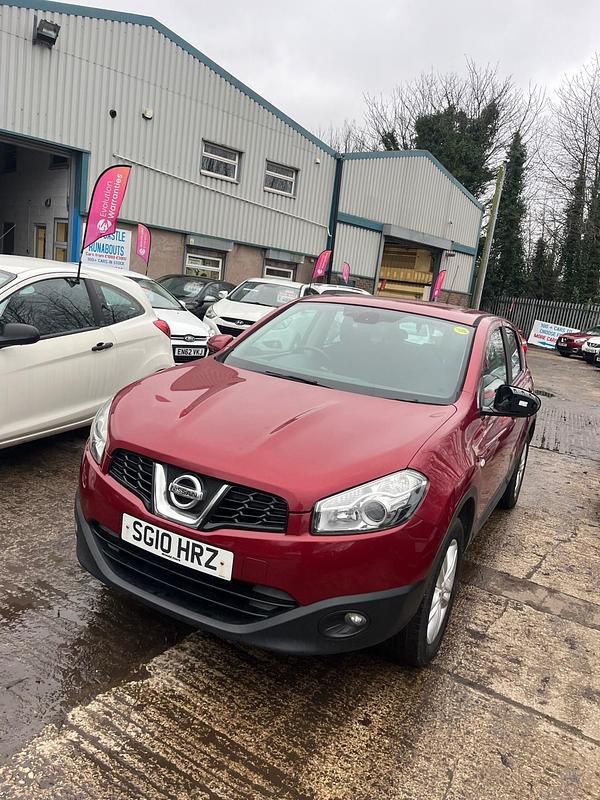 Used Nissan Qashqai Acenta 2010 Red SUV