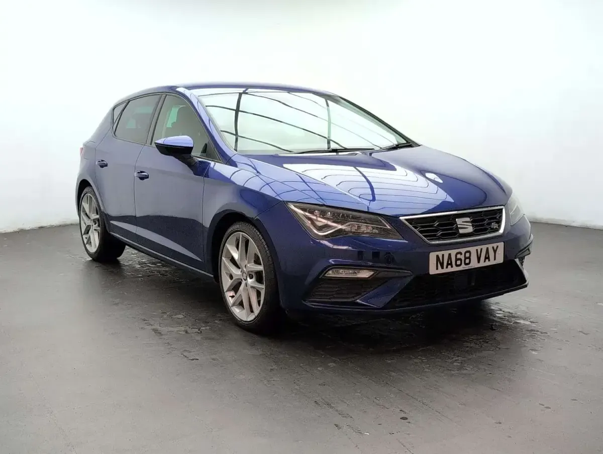 Used Seat Leon FR 125 HP (91 kW) 2018 Blue Hatchback