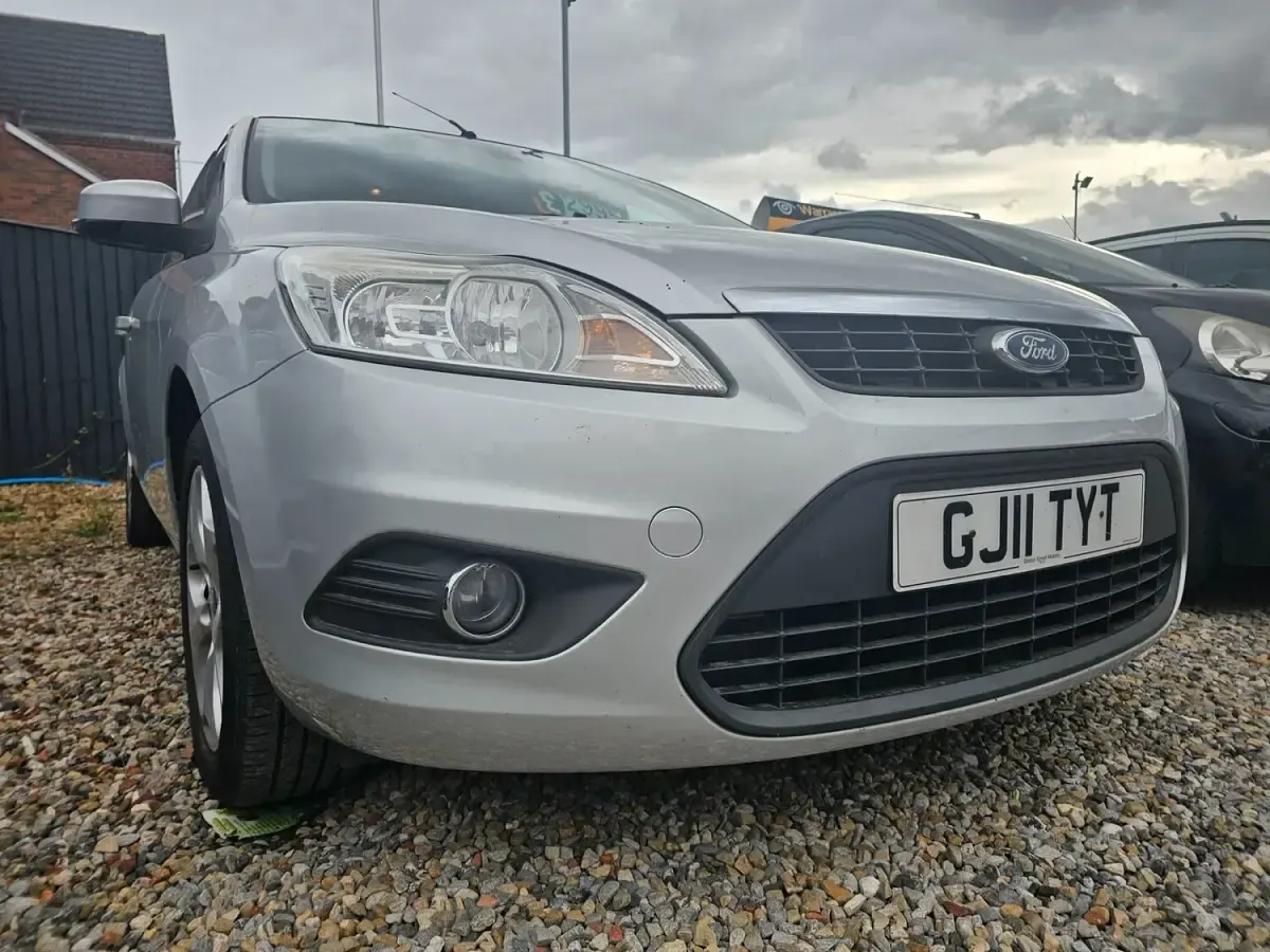 Used Ford Focus Sport 2011 Silver Hatchback