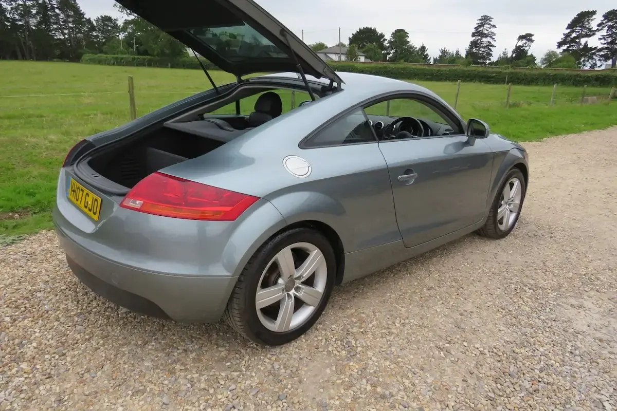 Used Audi TT 201 HP (147 kW) 2007 Grey Coupe