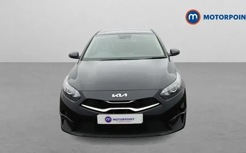 Used Kia Ceed 160 HP (117 kW) 2023 Black Hatchback