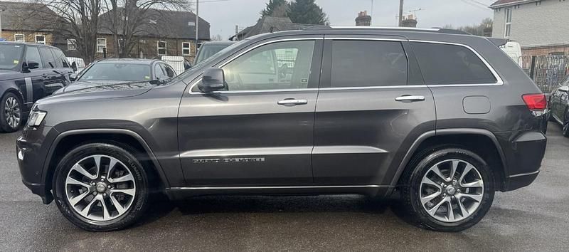 Used Jeep Grand Cherokee Overland 250 HP (183 kW) 2018 Grey SUV