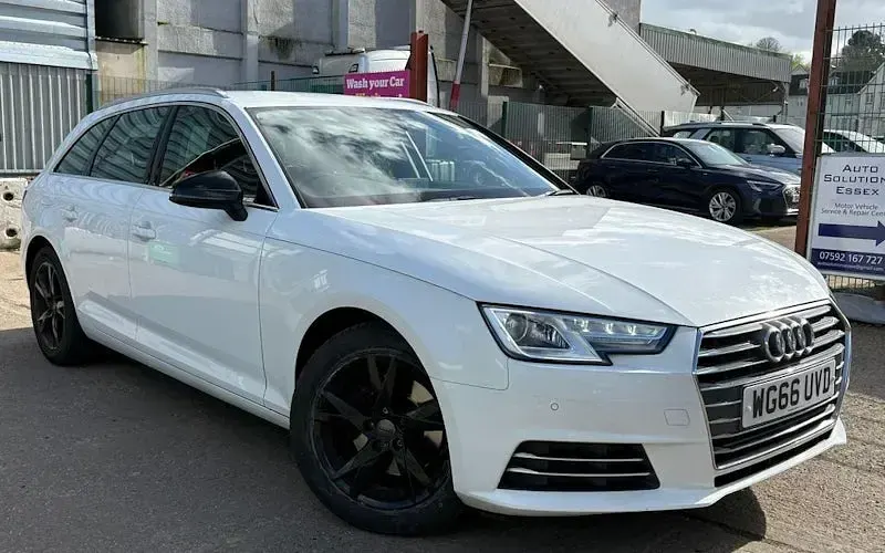 Begagnad Audi A4 Sport 150 HK (110 kW) 2017 Vit Kombi