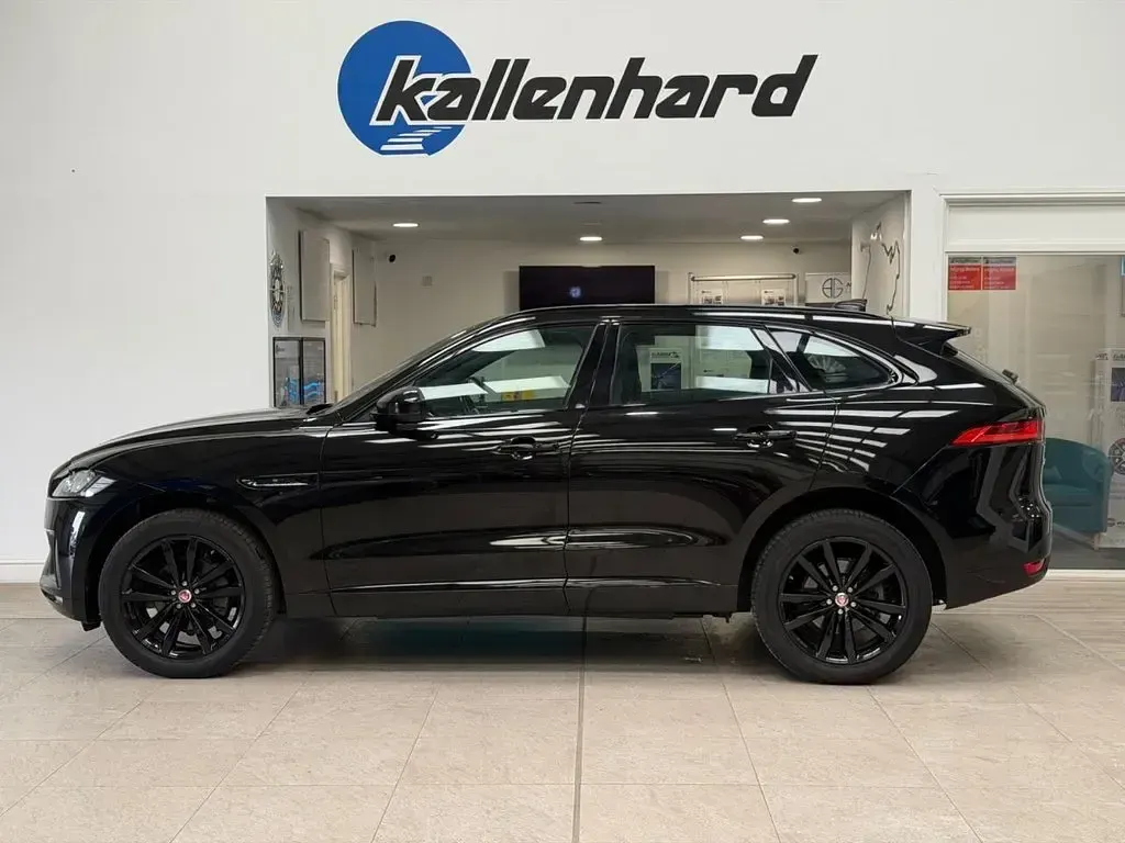 Used Jaguar F-Pace Chequered Flag 180 HP (132 kW) 2020 Black SUV