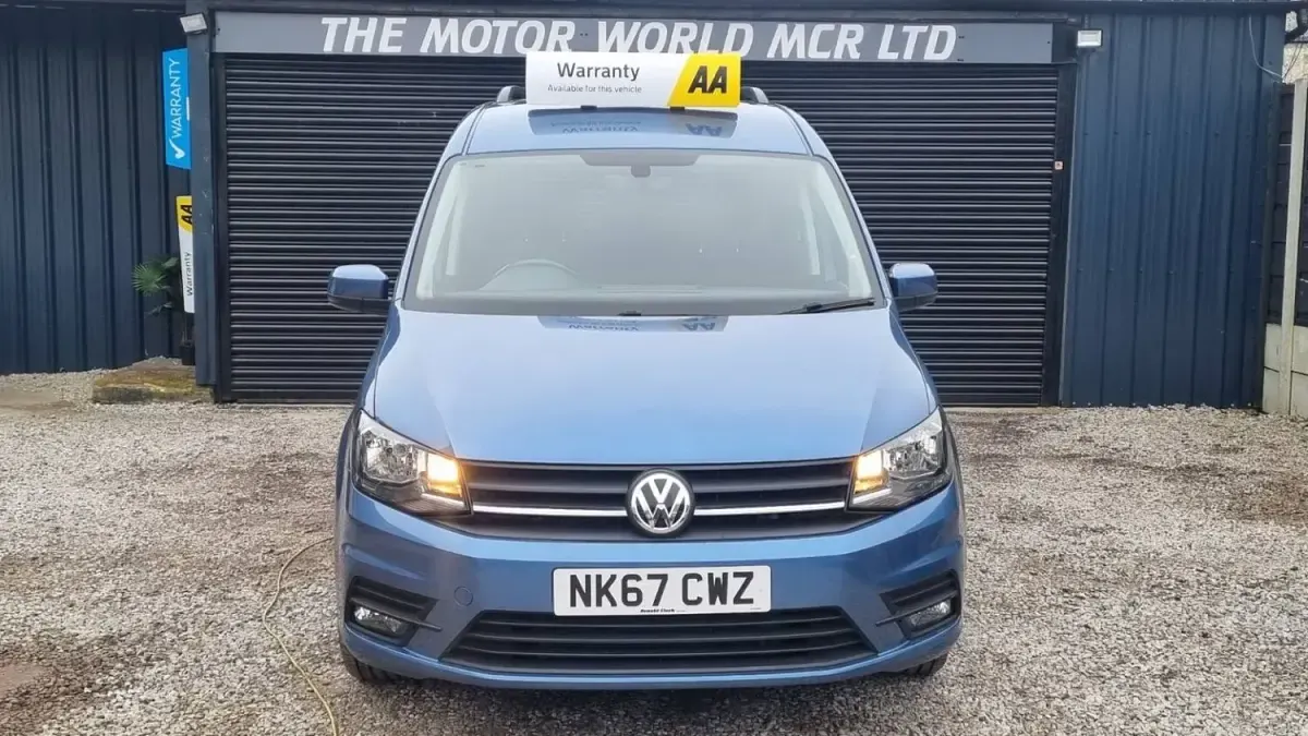 Used VW Caddy Life 2017 Blue MPV