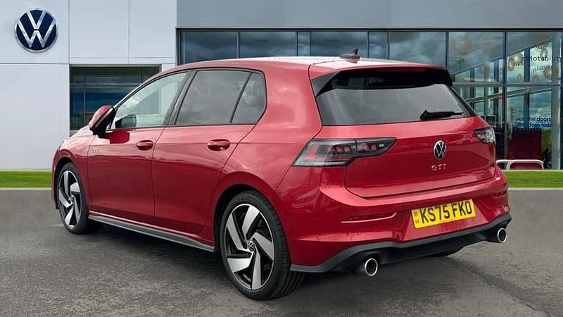 Used VW Golf VIII GTI 265 HP (194 kW) 2025 Red Hatchback
