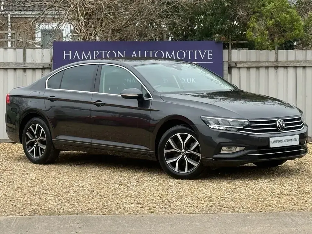 Usado VW Passat SEL 150 HP (110 kW) 2021 Cinzento Sedan