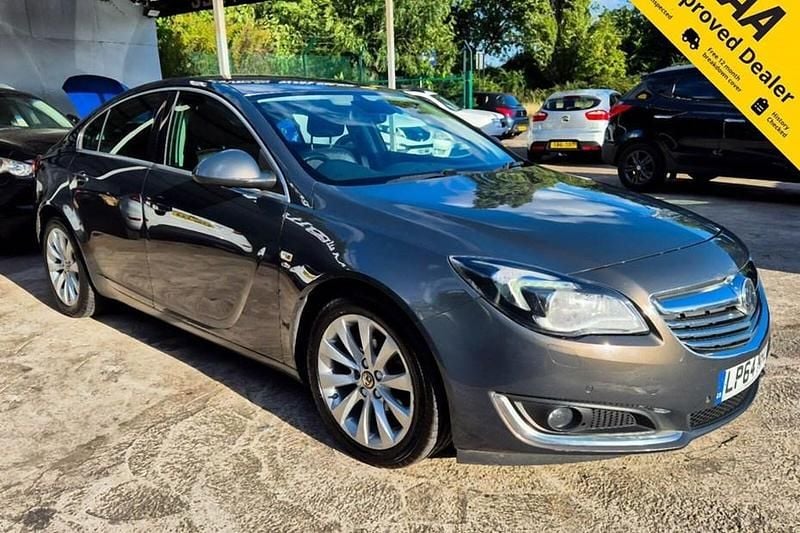 Grey Used 2015 Vauxhall Insignia Elite Hatchback | £2,990 (Good price) - Image 1/1