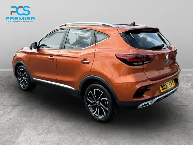 Used MG ZS Exclusive 106 HP (77 kW) 2022 Orange SUV