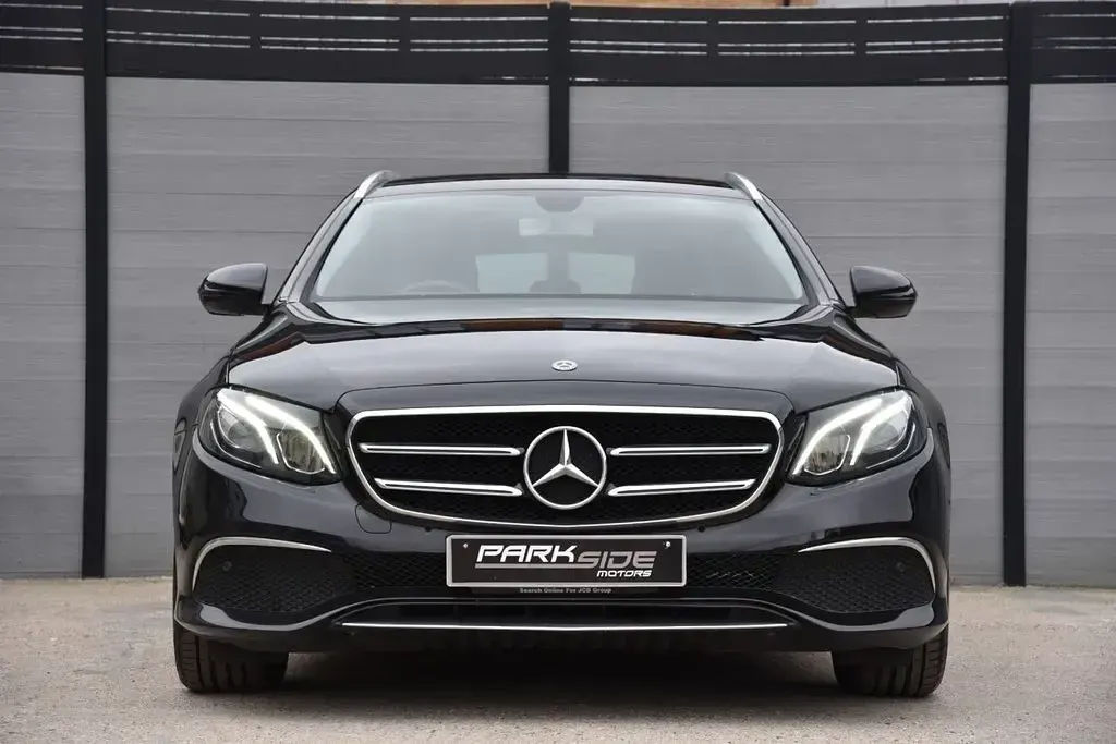 Used Mercedes E200 SE 184 HP (135 kW) 2019 Black Estate