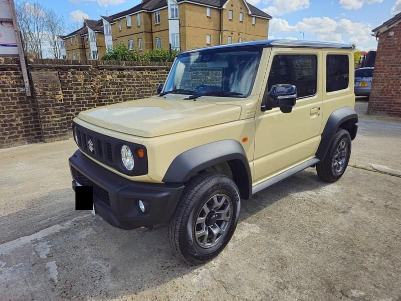 Used Suzuki Jimny 101 HP (74 kW) 2024 Beige SUV