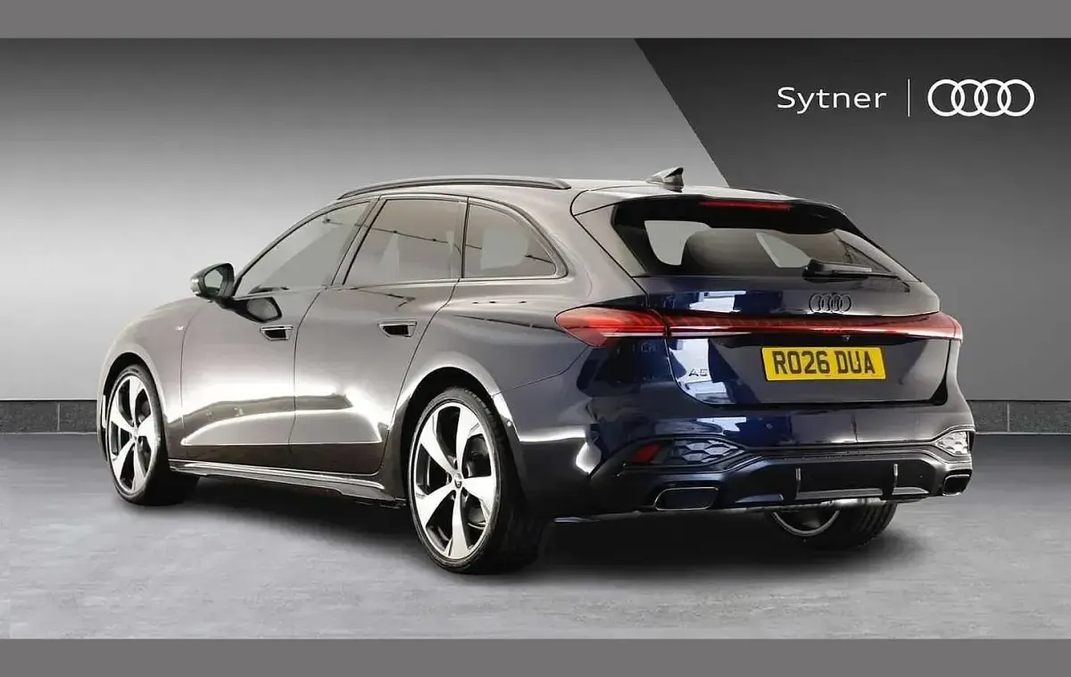 Used Audi A5 Comfort 200 HP (147 kW) 2026 Blue Estate