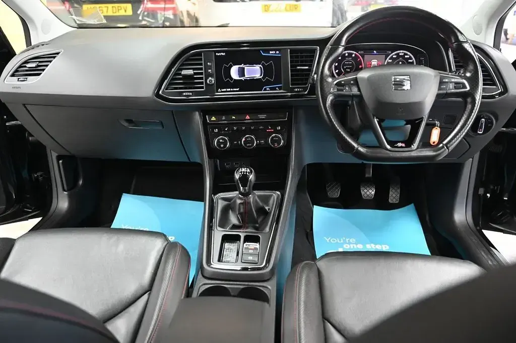 Used Seat Leon FR Sport 130 HP (95 kW) 2019 Black Hatchback