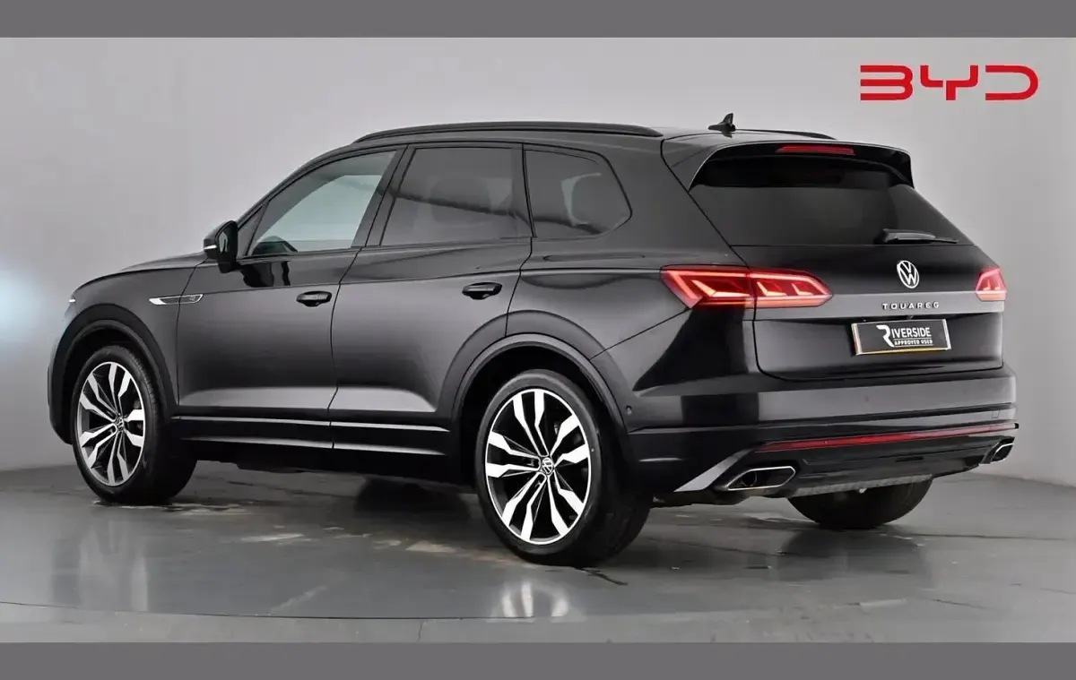 Used VW Touareg Black Edition 286 HP (210 kW) 2023 Grenadilla black SUV