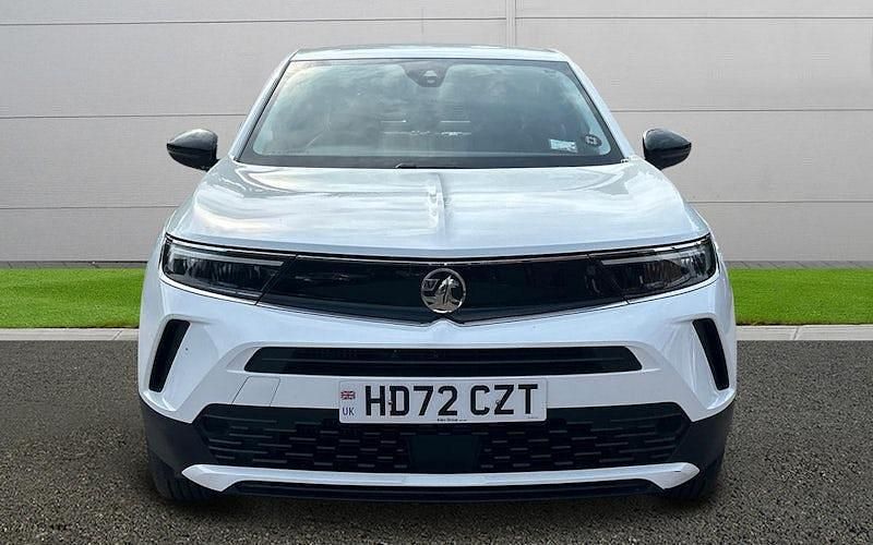 Used Vauxhall Mokka Design Edition 101 HP (74 kW) 2023 White SUV