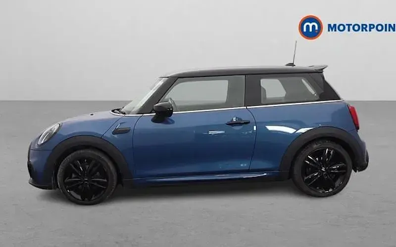 Used Mini Cooper Hatch 136 HP (100 kW) 2021 Blue Hatchback