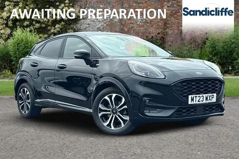 Agate black (premium paint) Used 2023 Ford Puma ST-Line Hatchback | £16,198 (Fair price) - Image 1/4