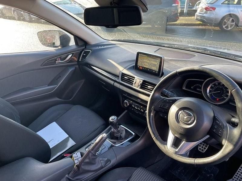 Used Mazda 3 121 HP (88 kW) 2015 Silver Hatchback