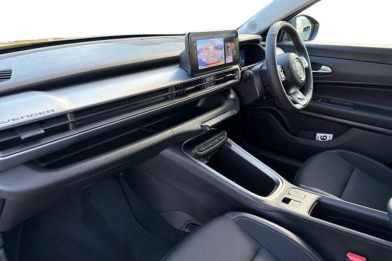 Used Jeep Avenger EV Summit 114 kW (156 HP) 2025 Yellow SUV