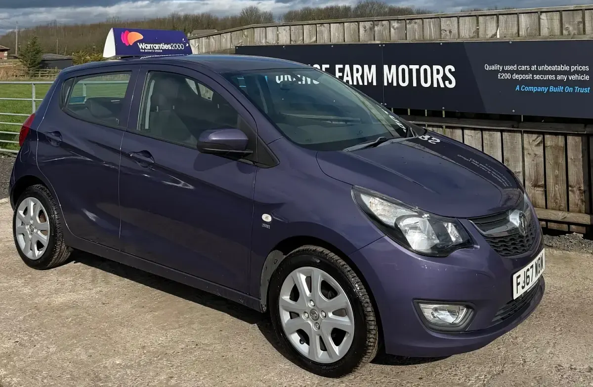 Used Vauxhall Viva 75 HP (55 kW) 2017 Purple Hatchback